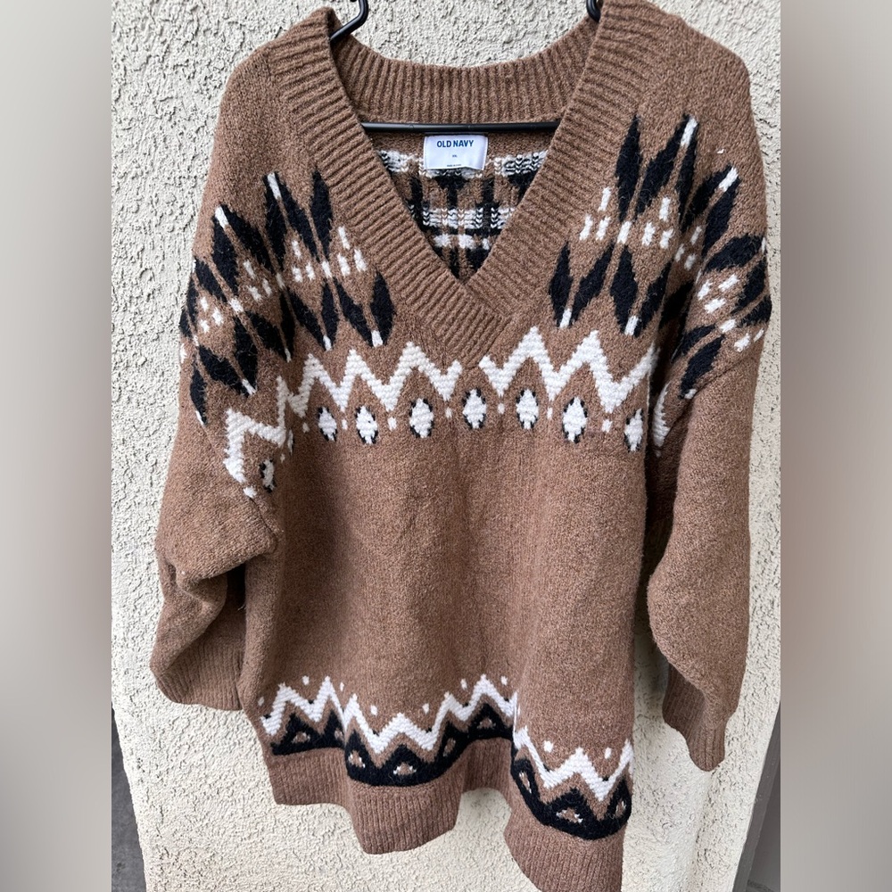 Old Navy sweater